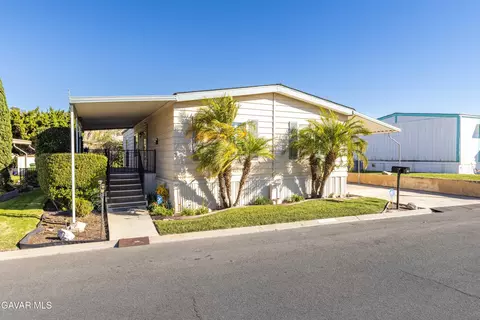 15750 Arroyo Dr #71, Moorpark, CA 93021