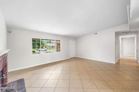 716 Avenue J5 E, Lancaster, CA 93535 photo 5