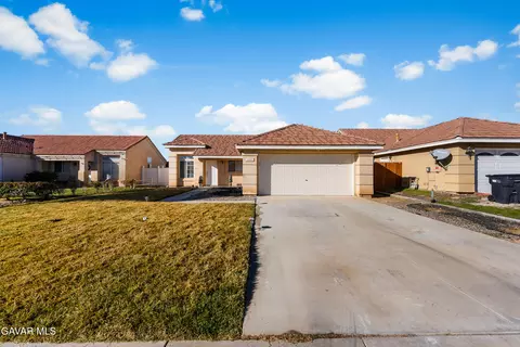3209 Titcher Ln, Rosamond, CA 93560