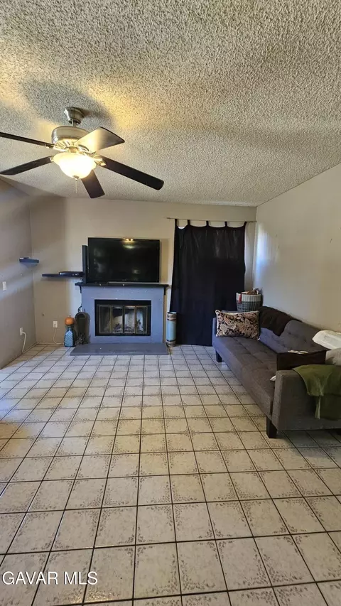 37337 E 26 St, Palmdale, CA 93550 photo 8