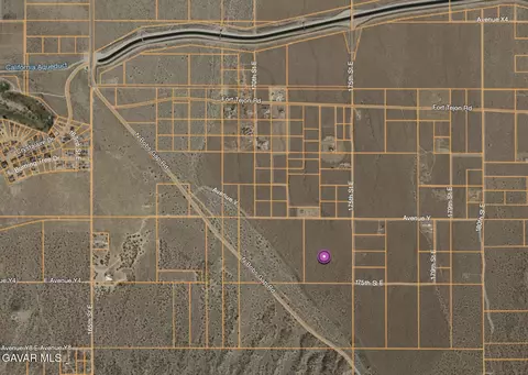 175 Th East Ave Y, Llano, CA 93544