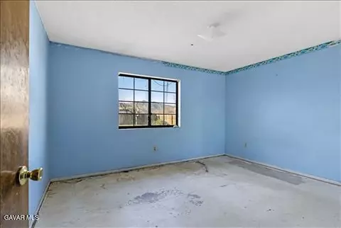 Bedroom - 21101 Angel St, Tehachapi, CA 93561 photo 2 of 4