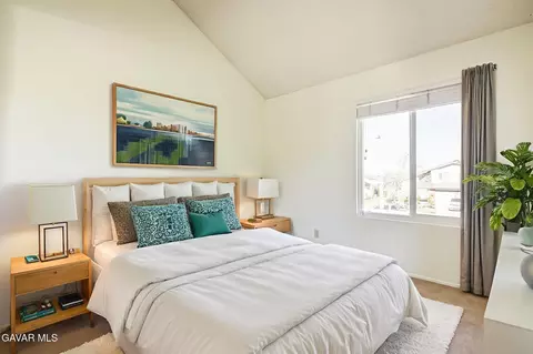 Bedroom - 5764 Fox Ct, Quartz Hill, CA 93536 photo 8 of 10
