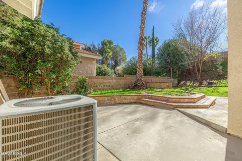 Exterior - 5764 Fox Ct, Quartz Hill, CA 93536 photo 10 of 10