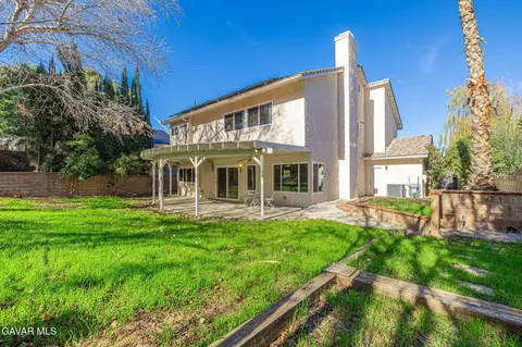 Exterior - 5764 Fox Ct, Quartz Hill, CA 93536 photo 8 of 10
