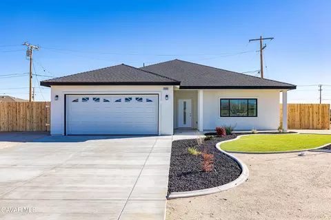 20300 89th St, California City, CA 93505