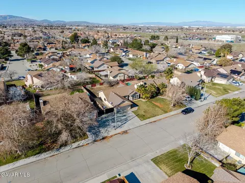 View/Area - 38143 42nd St, Palmdale, CA 93552 photo 3 of 5