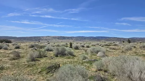 Ave E, Fairmont, CA 93536 photo 11