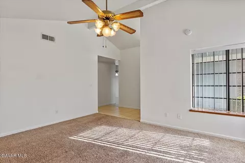 22230 Bogie St, Tehachapi, CA 93561 photo 8