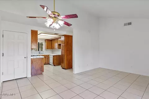 22230 Bogie St, Tehachapi, CA 93561 photo 12
