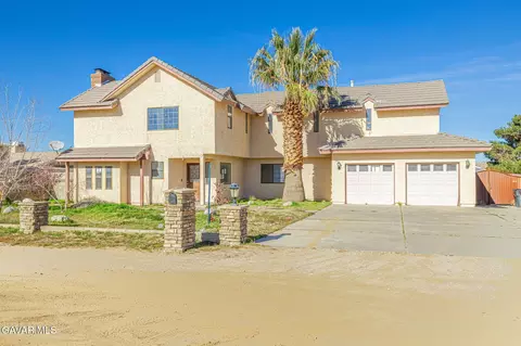 4835 Avenue M6 W, Lancaster, CA 93536