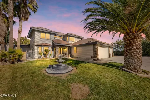 6001 Brougham St, Quartz Hill, CA 93536