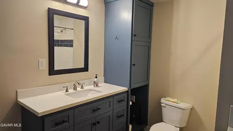 Bath - 49019 E 120th St, Lancaster, CA 93535 photo 2 of 2