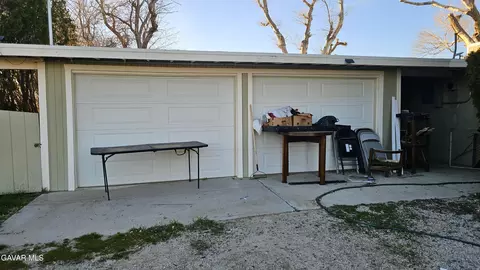 Exterior - 49019 E 120th St, Lancaster, CA 93535 photo 4 of 26