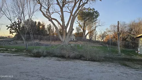 Exterior - 49019 E 120th St, Lancaster, CA 93535 photo 12 of 26