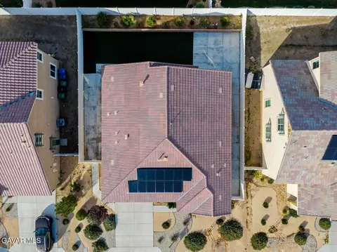 View/Area - 2107 Helconia Ct, Palmdale, CA 93551 photo 6 of 9