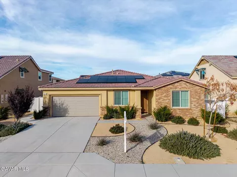 2107 Helconia Ct, Palmdale, CA 93551