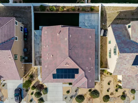 View/Area - 2107 Helconia Ct, Palmdale, CA 93551 photo 2 of 9