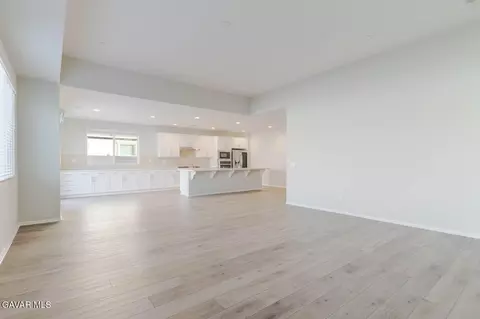 Living - 2107 Helconia Ct, Palmdale, CA 93551 photo 4 of 5