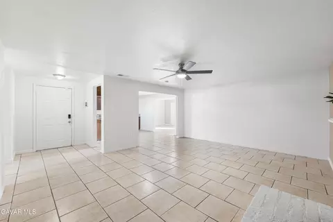 1252 Avenue R6 Ave E, Palmdale, CA 93550 photo 5