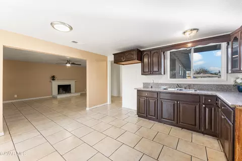 1252 Avenue R6 Ave E, Palmdale, CA 93550 photo 17