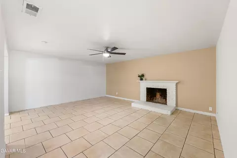 1252 Avenue R6 Ave E, Palmdale, CA 93550 photo 8