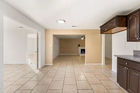 1252 Avenue R6 Ave E, Palmdale, CA 93550 photo 7