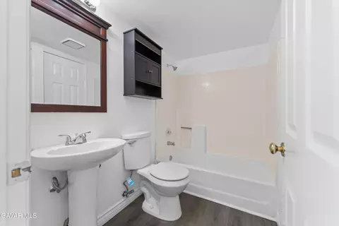 Bath - 43332 33rd St W, Lancaster, CA 93536 photo 1 of 3