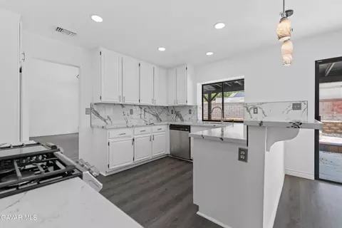 Kitchen - 43332 33rd St W, Lancaster, CA 93536 photo 1 of 1