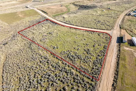 Vl 223-311-18, Tehachapi, CA 93561 photo 2