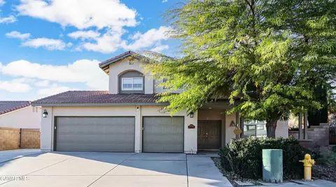 40232 Lonsdale Ct, Palmdale, CA 93551