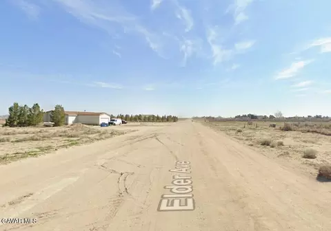 7931 W Elder Ave, Rosamond, CA 93560 photo 3