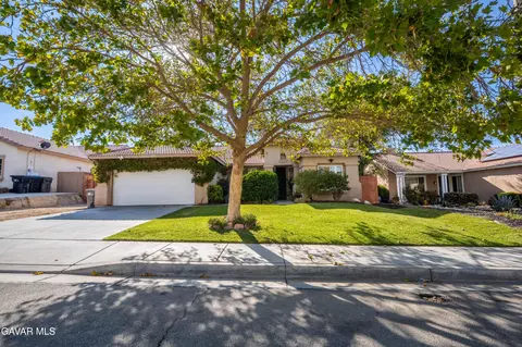 36531 Quail St, Palmdale, CA 93552