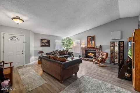 Other - 44115 Hunter Ct, Lancaster, CA 93536 photo 2 of 4