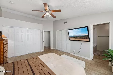 Bedroom - 44115 Hunter Ct, Lancaster, CA 93536 photo 2 of 5
