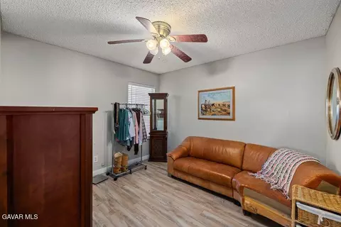 Bedroom - 44115 Hunter Ct, Lancaster, CA 93536 photo 4 of 5