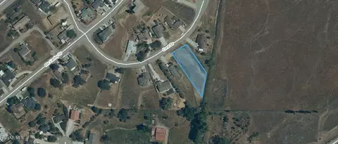 20816 Crest Dr, Tehachapi, CA 93561 photo 2