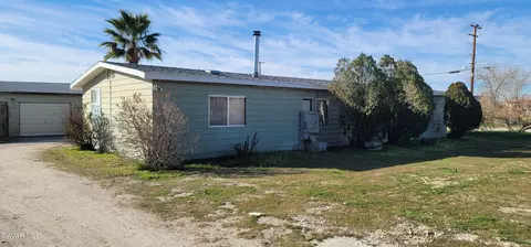 1992 Hillcrest St, Rosamond, CA 93560