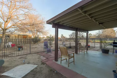 Exterior - 40944 171th St E, Lancaster, CA 93535 photo 5 of 17