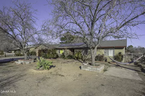 Exterior - 40944 171th St E, Lancaster, CA 93535 photo 2 of 17