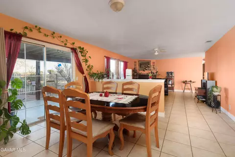 Dining - 40944 171th St E, Lancaster, CA 93535 photo 2 of 2
