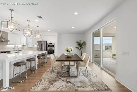 Dining - 39660 Nicholas Ct, Palmdale, CA 93551 photo 3 of 3