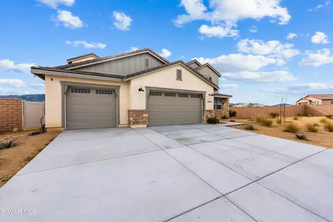 Exterior - 39660 Nicholas Ct, Palmdale, CA 93551 photo 2 of 14