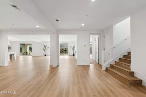 Entry Way - 39660 Nicholas Ct, Palmdale, CA 93551 photo 2 of 12
