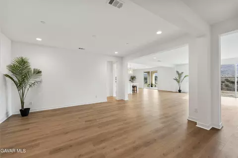 Living - 39660 Nicholas Ct, Palmdale, CA 93551 photo 6 of 10