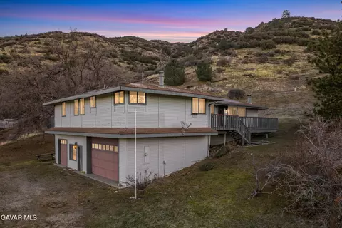 26181 Bear Valley Rd, Tehachapi, CA 93561