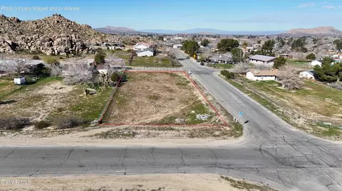 174 Th St E Cor Highacres, Palmdale, CA 93591 photo 2