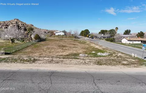 174 Th St E Cor Highacres, Palmdale, CA 93591 photo 3