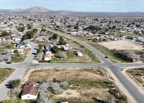 174 Th St E Cor Highacres, Palmdale, CA 93591 photo 7