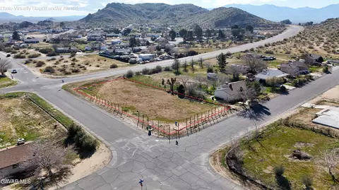 174 Th St E Cor Highacres, Palmdale, CA 93591 photo 4